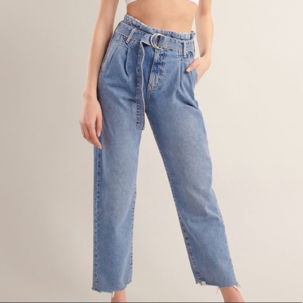 High waisted mom jeans with belt